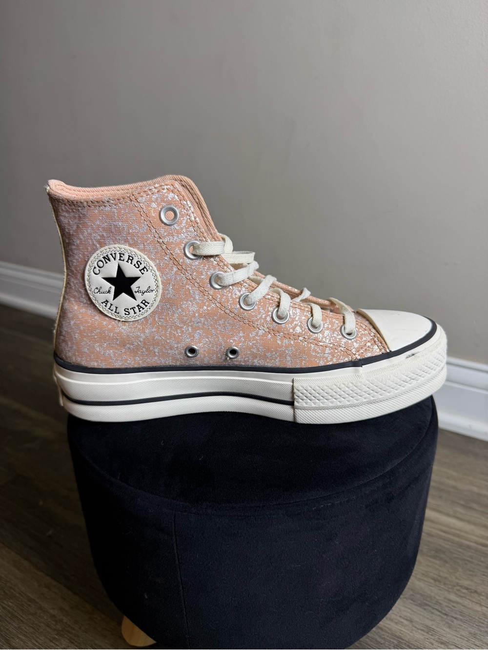 Converse High Top Sneaker in Dusty Pink Glittery with White Trim